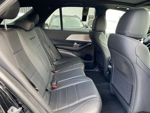 Used 2025 Mercedes-Benz GLE 350 4MATIC image 25