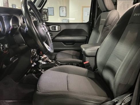 Used 2021 Jeep Gladiator Overland image 10