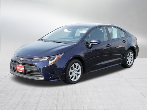 Certified 2026 Toyota Corolla LE FWD image 3