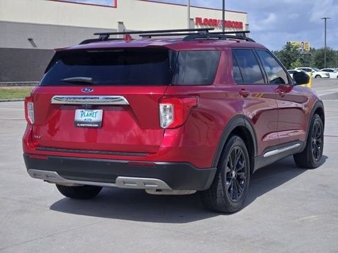 Used 2020 Ford Explorer XLT w/ Equipment Group 202A RWD image 7