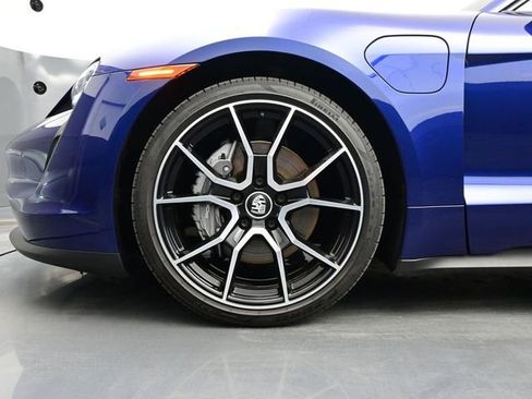 Certified 2023 Porsche Taycan image 6