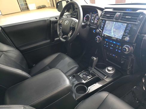 Certified 2021 Toyota 4Runner Nightshade AWD/4WD image 31