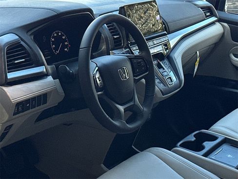 New 2026 Honda Odyssey EX-L image 14