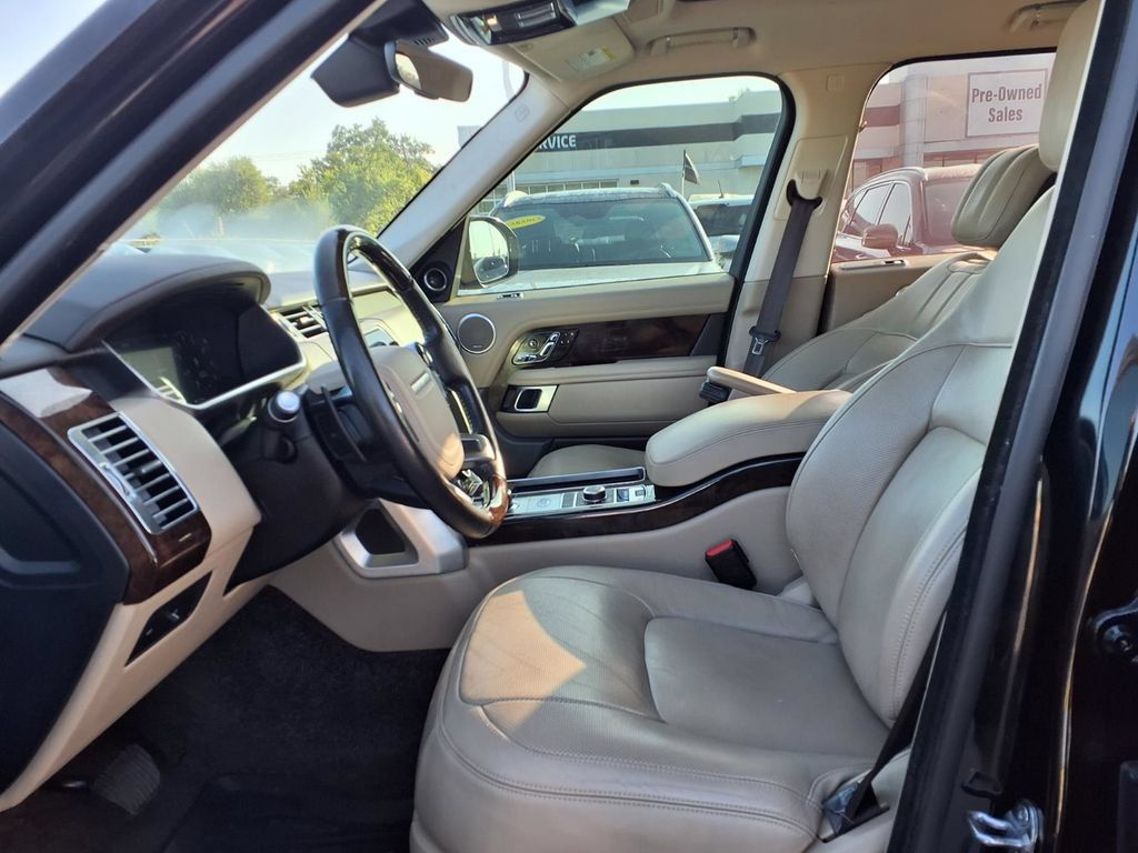 Used 2020 Land Rover Range Rover HSE AWD/4WD image 16