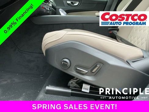 New 2026 Volvo XC60 B5 Plus w/ Protection Package Premier AWD/4WD image 31
