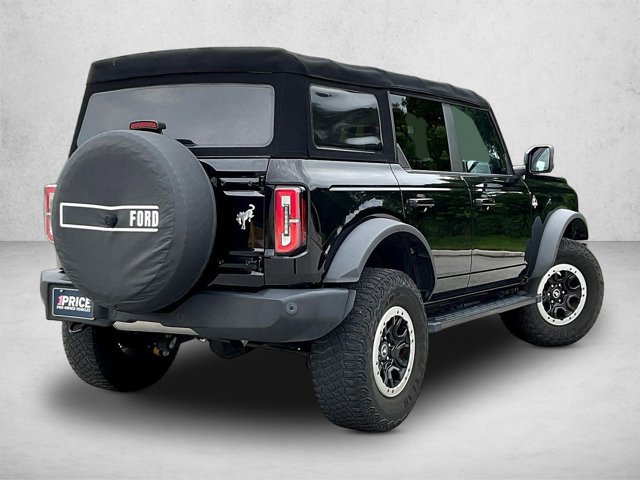 Used 2023 Ford Bronco Outer Banks w/ Sasquatch Package AWD/4WD image 2