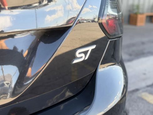 Used 2013 Ford Focus ST image 38