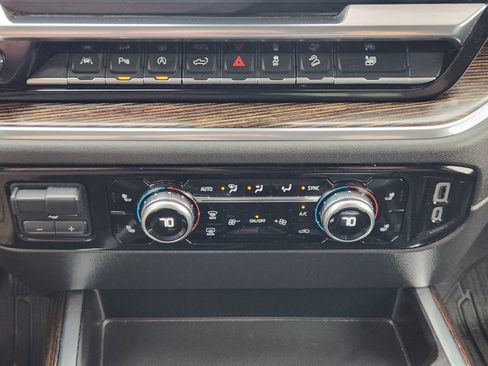 Used 2023 GMC Sierra 1500 Elevation w/ Elevation Premium Package image 21