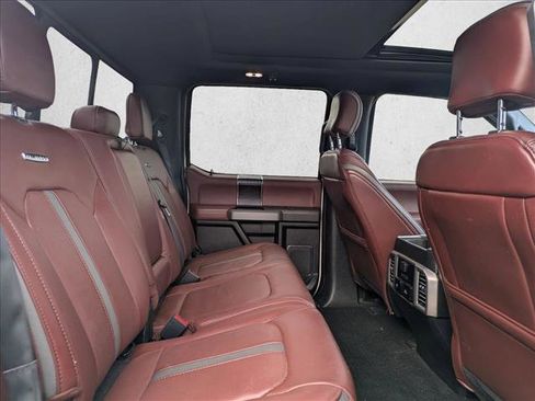 Used 2019 Ford F150 Platinum w/ Equipment Group 701A Luxury AWD/4WD image 16