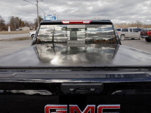 Used 2024 GMC Sierra 1500 AT4 w/ AT4 Carbonpro Edition image 6