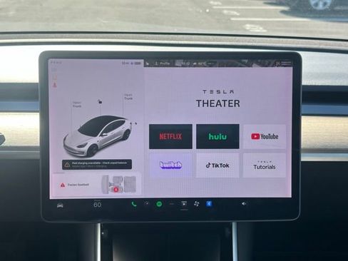 Used 2019 Tesla Model 3 Standard Range Plus image 34