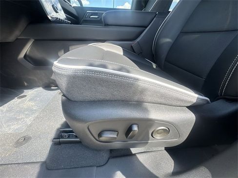 New 2026 GMC Sierra EV Elevation image 12