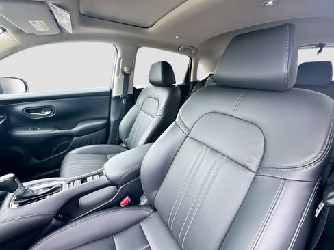 Certified 2025 Honda HR-V EX-L image 25