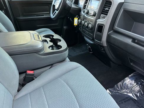 Used 2017 RAM 1500 Express image 15