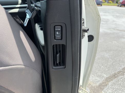 Used 2018 Honda Odyssey Elite image 15