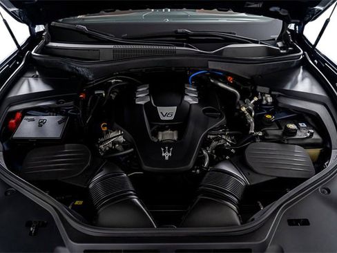 Used 2022 Maserati Levante GT image 59