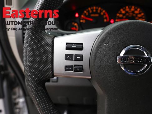 Used 2019 Nissan Frontier S RWD image 14