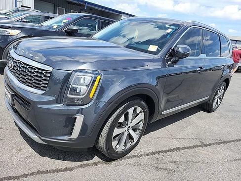 Used 2021 Kia Telluride EX w/ EX Premium Package FWD image 3