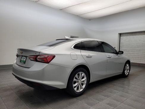 Used 2021 Chevrolet Malibu LT image 9