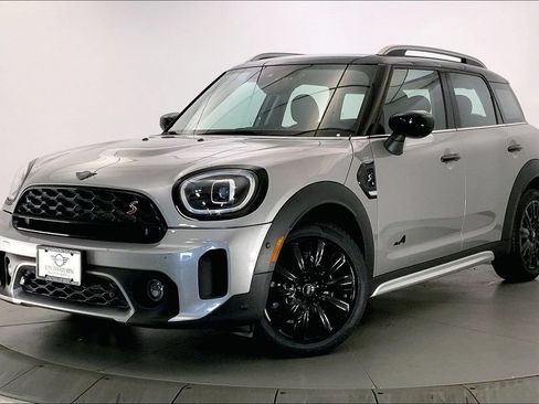 Certified 2024 MINI Cooper Countryman S AWD/4WD image 11