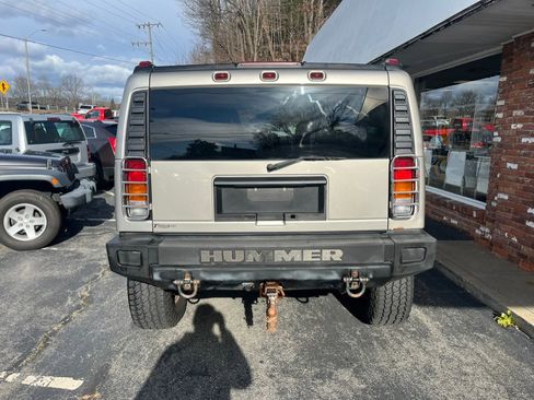 Used 2003 HUMMER H2 w/ Preferred Equipment Group AWD/4WD image 3