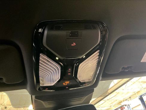 Certified 2025 BMW X6 M60i image 35