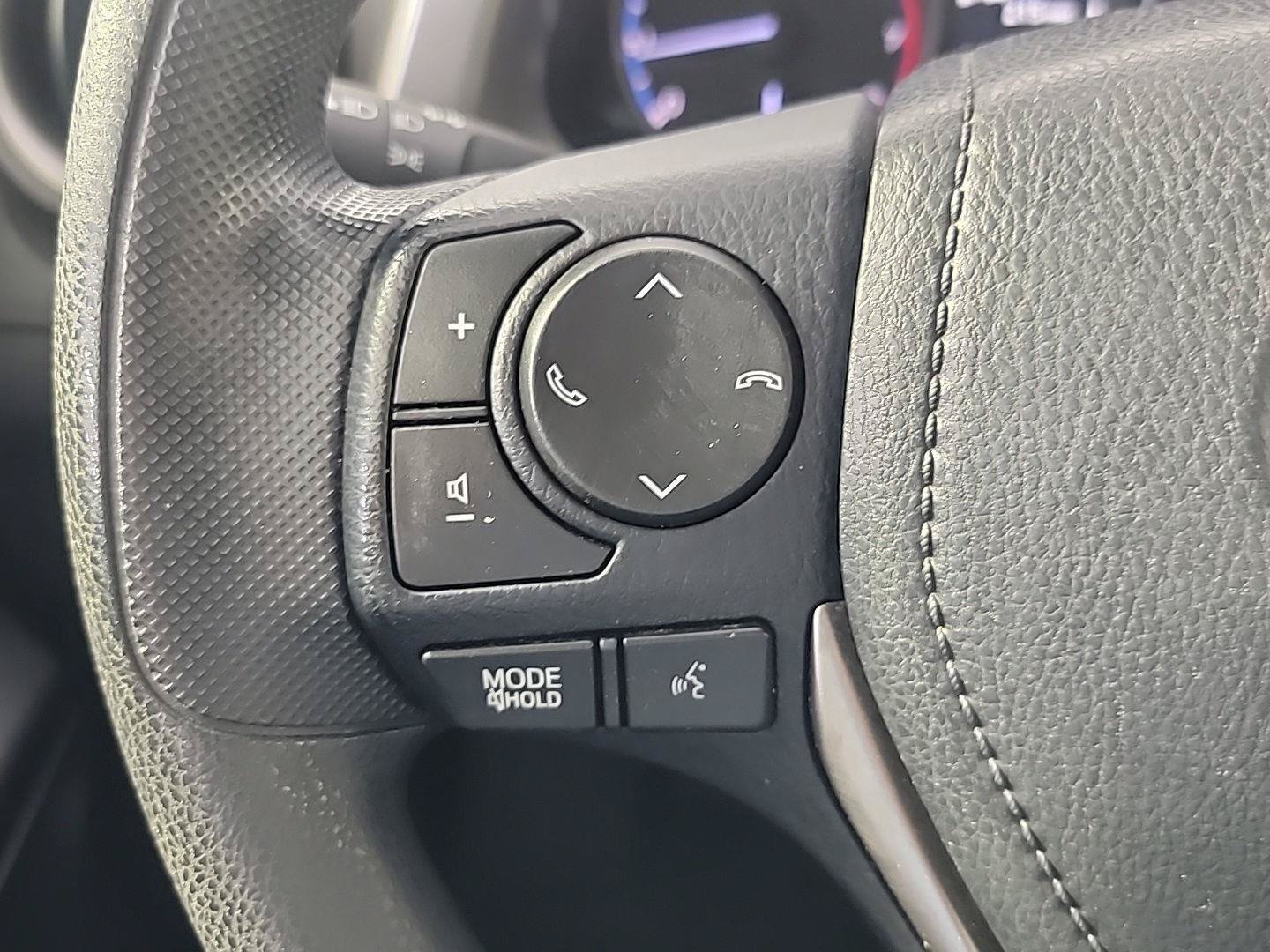 Used 2017 Toyota RAV4 LE w/ All Weather Liner Package FWD image 24
