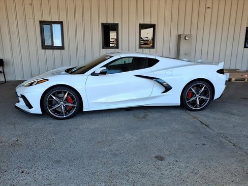 Used 2020 Chevrolet Corvette Stingray Premium Cpe w/ 3LT Preferred Equipment Group image 2