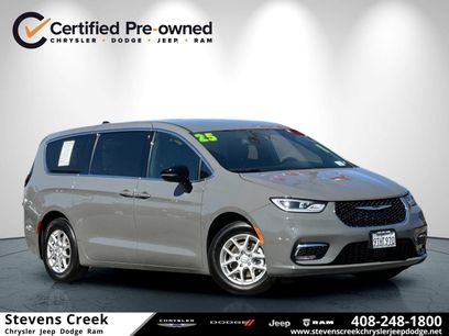 Certified 2025 Chrysler Pacifica Select