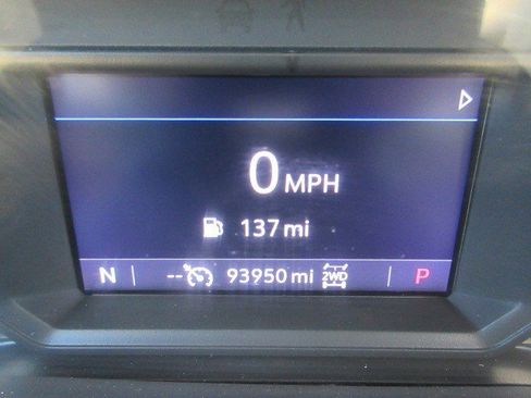 Used 2022 GMC Sierra 1500 SLT w/ SLT Convenience Package image 23