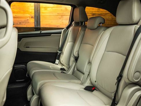 Used 2025 Honda Odyssey EX-L image 11