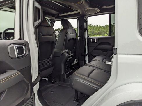 New 2025 Jeep Wrangler Unlimited Rubicon 392 image 41