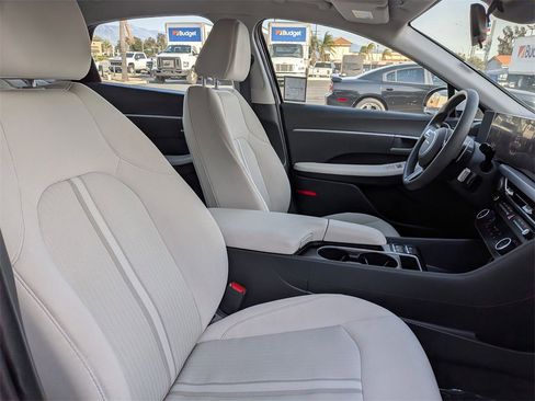 Used 2025 Hyundai Sonata SEL image 30