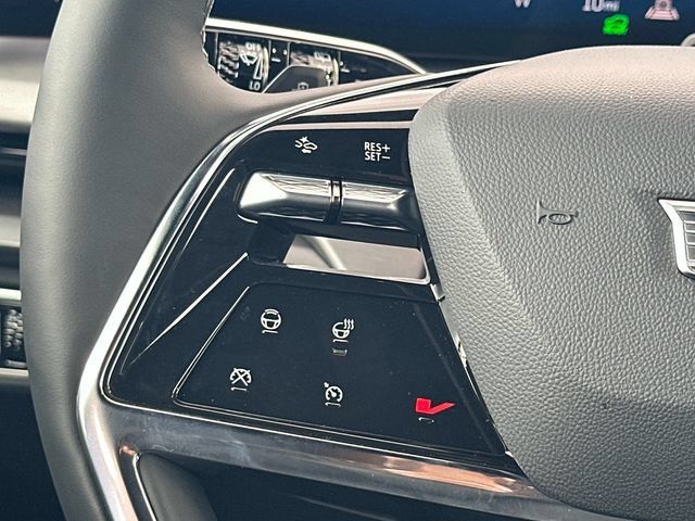 New 2027 Cadillac Vistiq Sport w/ LPO, Floor Liner Package AWD/4WD image 7