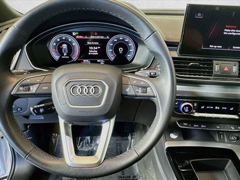 Used 2025 Audi Q5 2.0T Premium w/ Convenience Plus Package AWD/4WD image 11