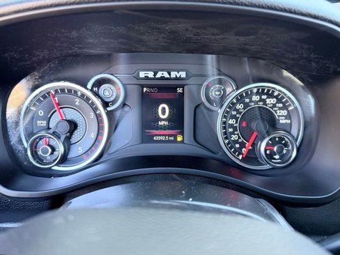 Used 2024 RAM 2500 Big Horn image 15