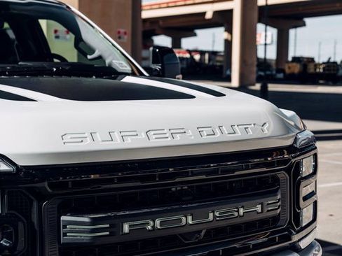 New 2026 Ford F250 Lariat w/ Black Appearance Package image 6