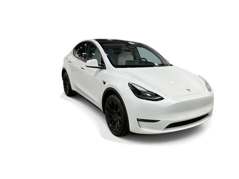 Certified 2023 Tesla Model Y Long Range AWD/4WD image 8