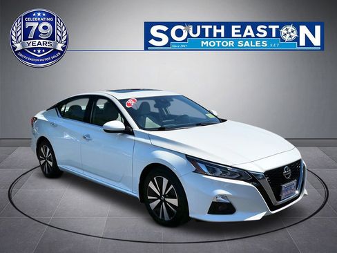 Used 2020 Nissan Altima 2.5 SV FWD image 2