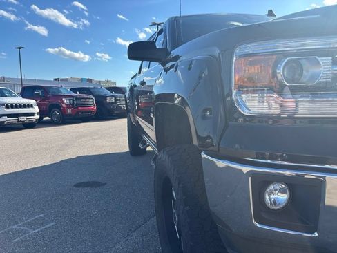 Used 2015 GMC Sierra 1500 SLE w/ SLE Value Package AWD/4WD image 6