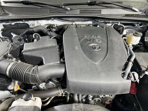 Used 2021 Toyota Tacoma TRD Sport image 27