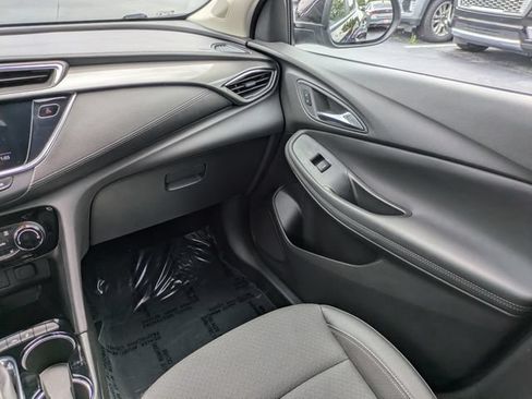 Used 2023 Buick Encore GX Preferred w/ Cold Weather Comfort Package FWD image 17