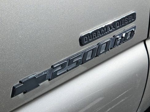 Used 2002 Chevrolet Silverado 2500 LS w/ Electrical Convenience Pkg image 8