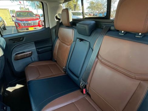 Used 2022 Ford Maverick Lariat w/ Lariat Luxury Package image 24