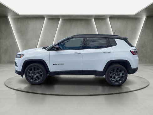 Used 2026 Jeep Compass Limited AWD/4WD image 4