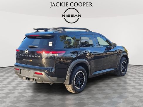 Used 2025 Nissan Pathfinder Rock Creek image 5