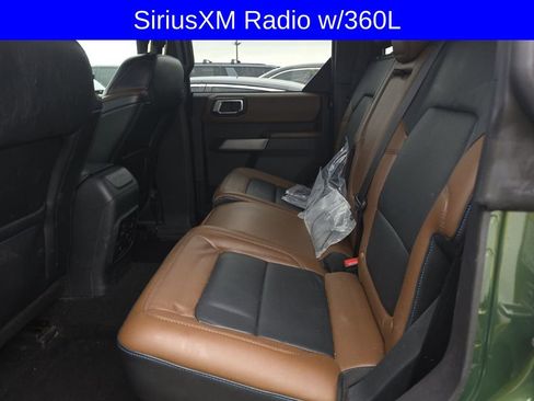 Used 2022 Ford Bronco Outer Banks image 9