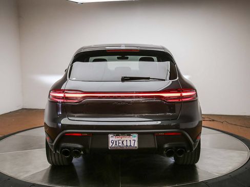 Certified 2025 Porsche Macan S AWD/4WD image 5