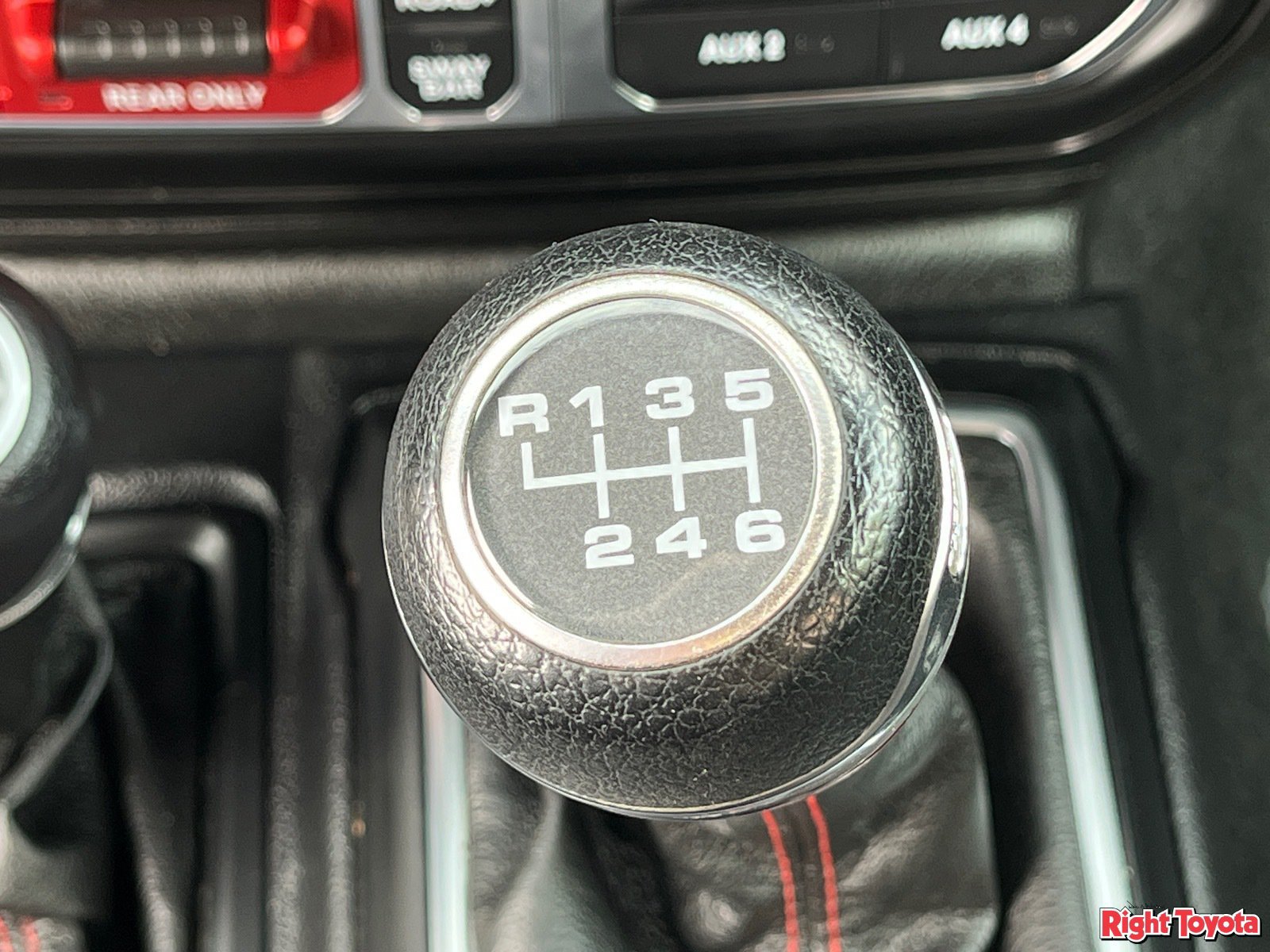 Used 2021 Jeep Wrangler Rubicon AWD/4WD image 27