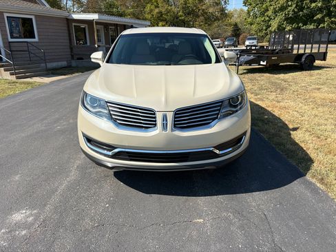 Used 2018 Lincoln MKX Select w/ Select Plus Package image 8